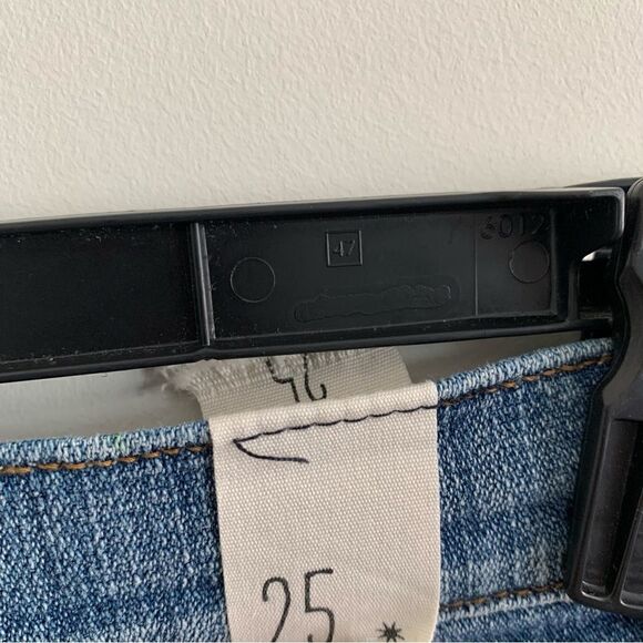 COSMIC BLUE LOVE HIGH WAIST JEANS - Picture 10 of 11